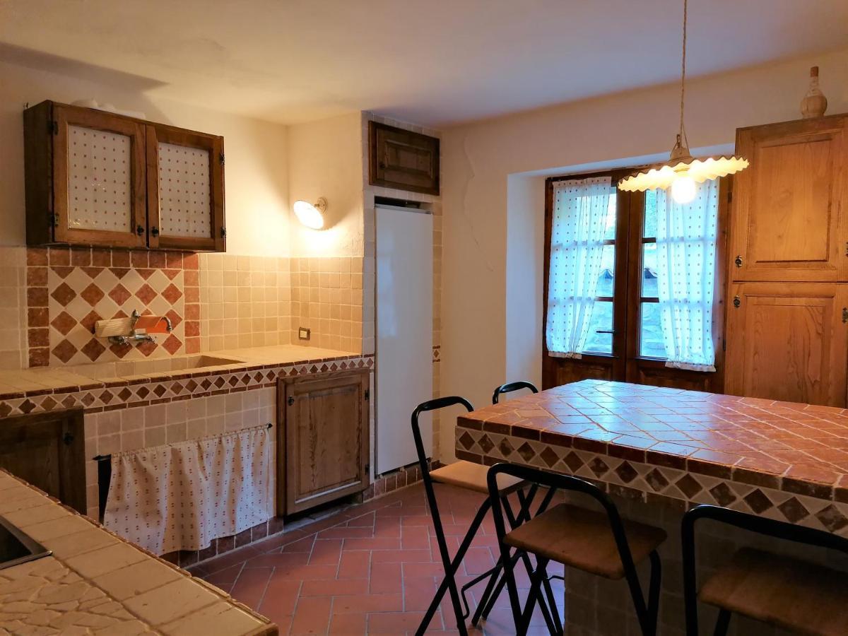 Podere La Zinzinina - Villa Intera Montecatini Val di Cecina Luaran gambar