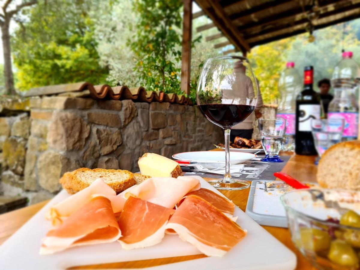 Podere La Zinzinina - Villa Intera Montecatini Val di Cecina Luaran gambar